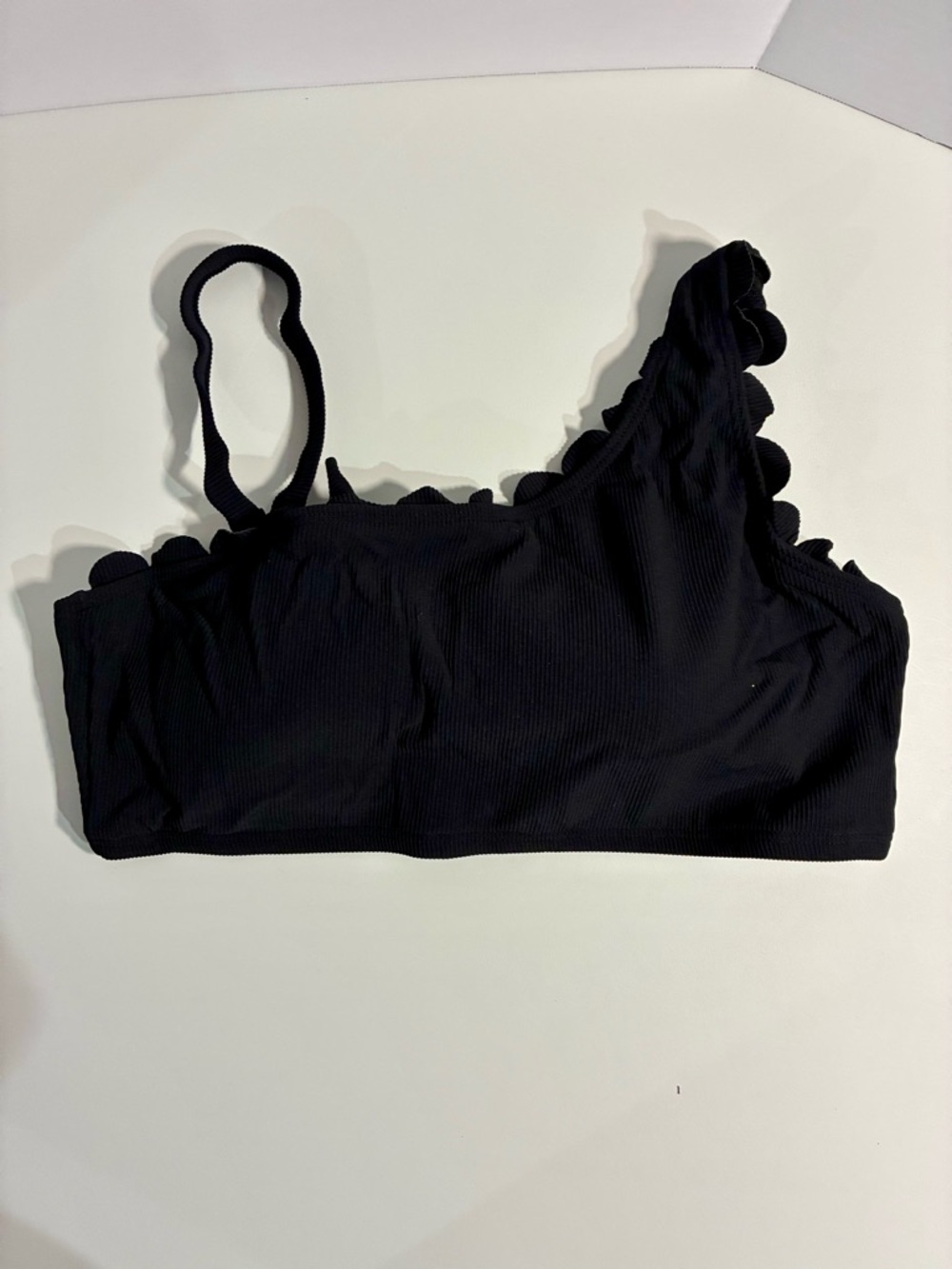 Charmo One-Shoulder Black Scalloped High-Waist Bikini Set - Picture 3 of 8